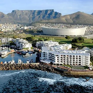 Radisson Blu Waterfront Hotel Le Cap